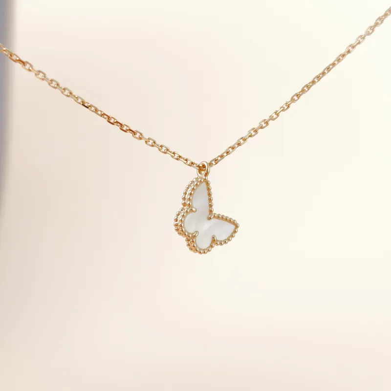 Van Cleef & Arpels Necklace Lucky Alhambra Necklace Pearl · White Mother-of-Pearl18KY ellow Gold One Size39cm — cover view 4 of 11