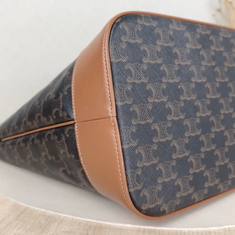 CELINE Crossbody Bag Triomphe Bucket Bag Monogram PVC Medium 24 × 18 × 27 cm — detail view 5 of 10