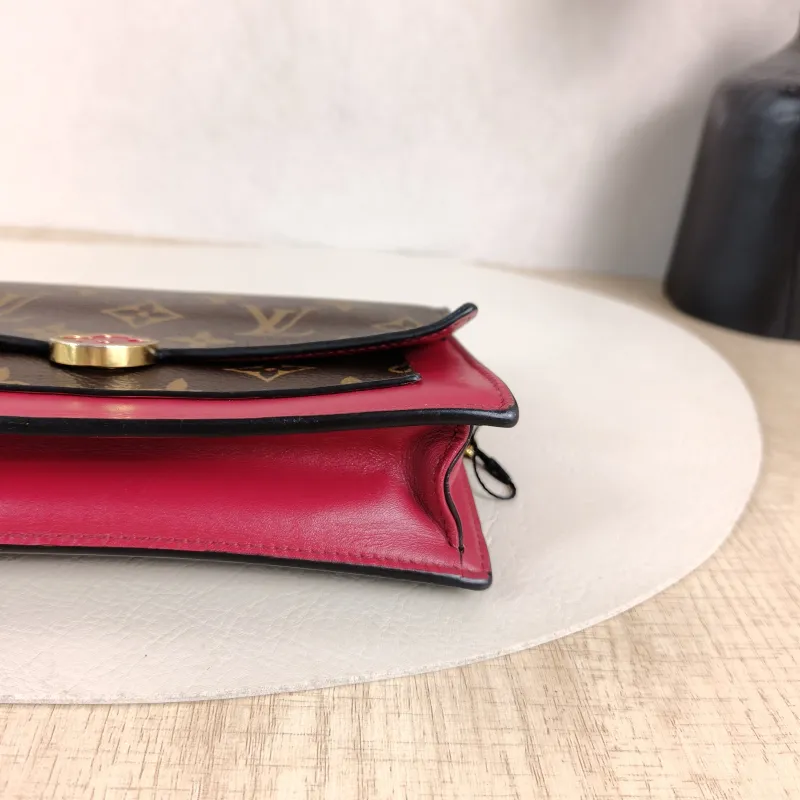 Louis Vuitton Crossbody Bag Flore Chain Bag Red PVC · Calfskin One Size 17.5 × 3.5 × 11.5 cm — detail view 12 of 13