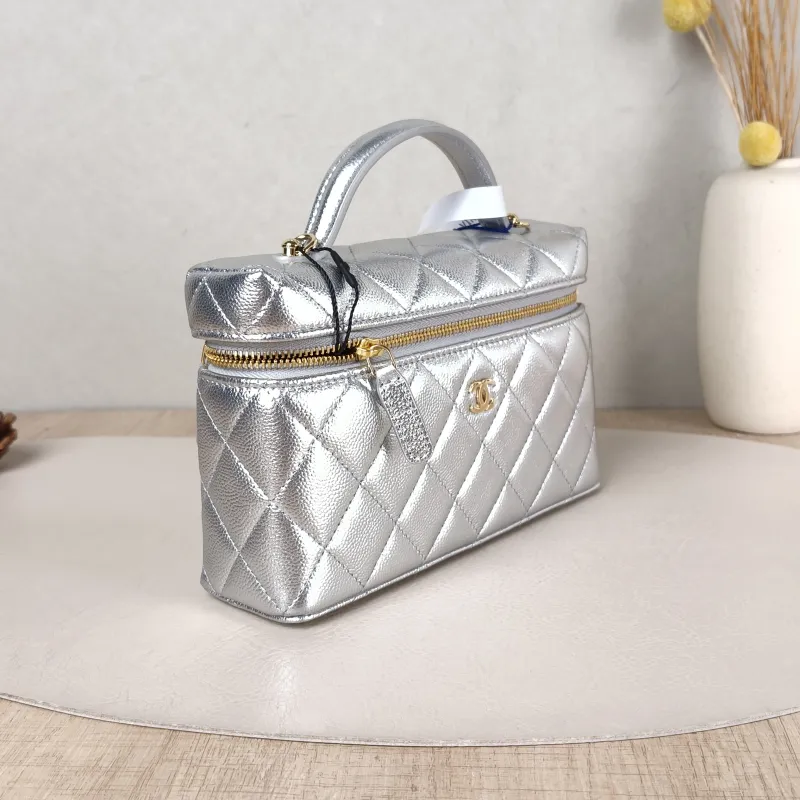 Chanel Crossbody Bag lp Box Bag Top Handle Crossbody Bag Silver Grained Calfskin 19.5 × 5 × 17 cm — cover view 2 of 5