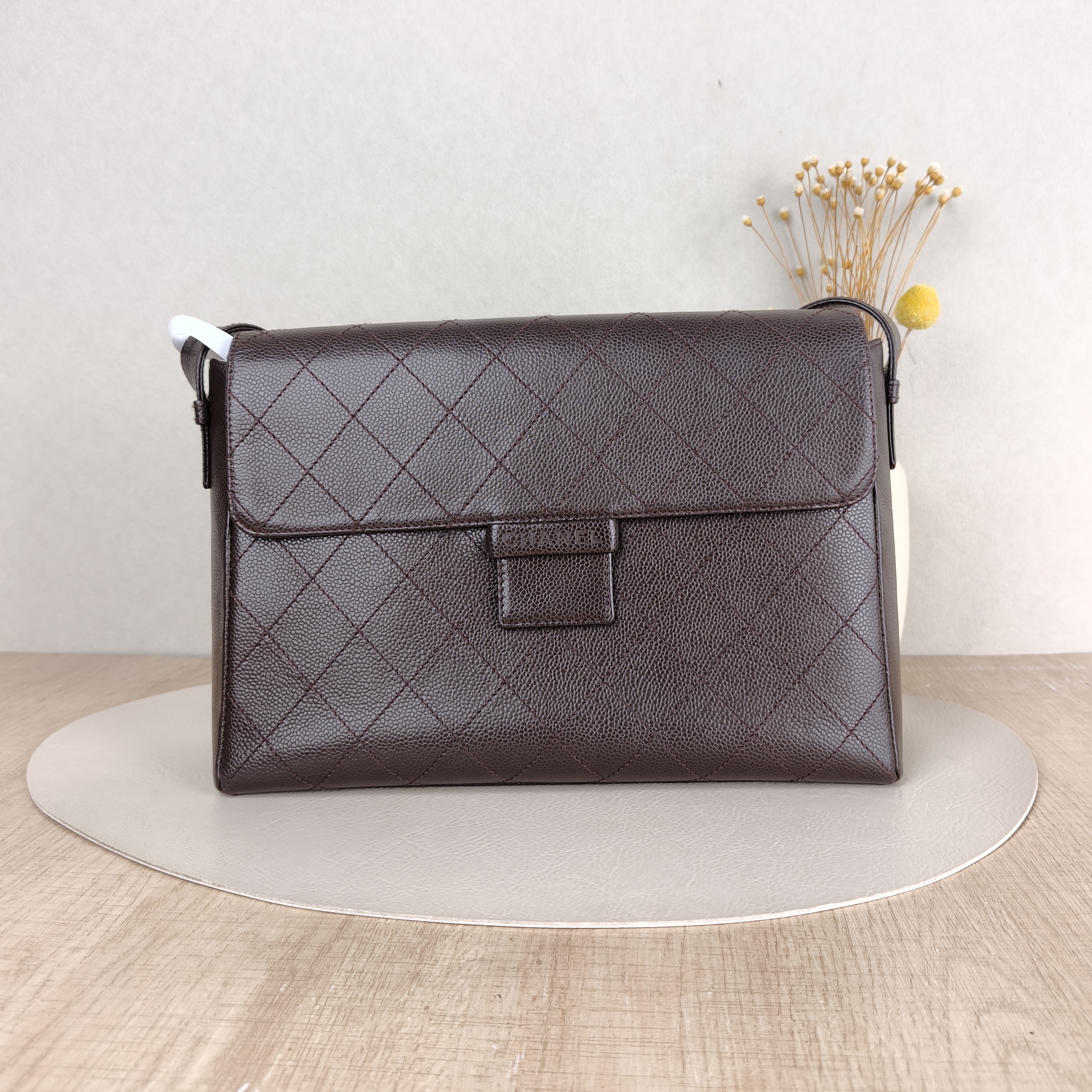Chanel Shoulder Bag Brown Grained Calfskin One Size30 × 10 × 22 cm