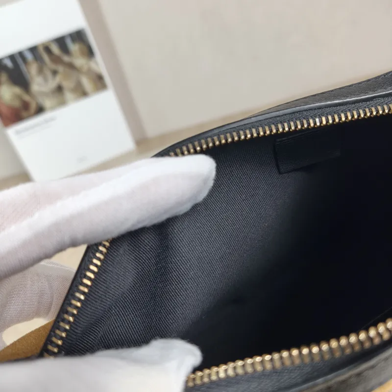 Chanel Crossbody Bag hobo Black Brown Suede Calfskin One Size 15.5 × 6 × 13 cm — detail view 6 of 11