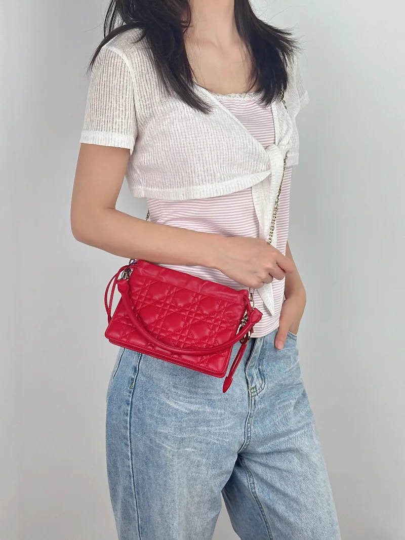 DIOR Crossbody Bag Lady Milly Chain Bag Red Lambskin mini19 × 5 × 13 cm — on-model view 2 of 3
