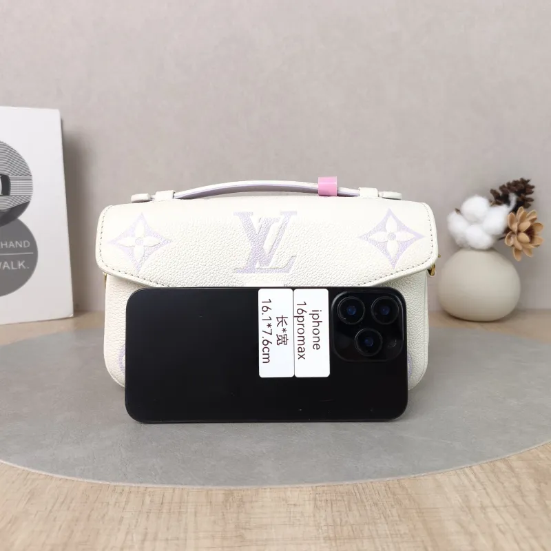 Louis Vuitton Crossbody Bag Pochette Métis East West White · Monogram Empreinte Embossed Calfskin Small 21.5 × 6 × 13.5 cm — cover view 5 of 6