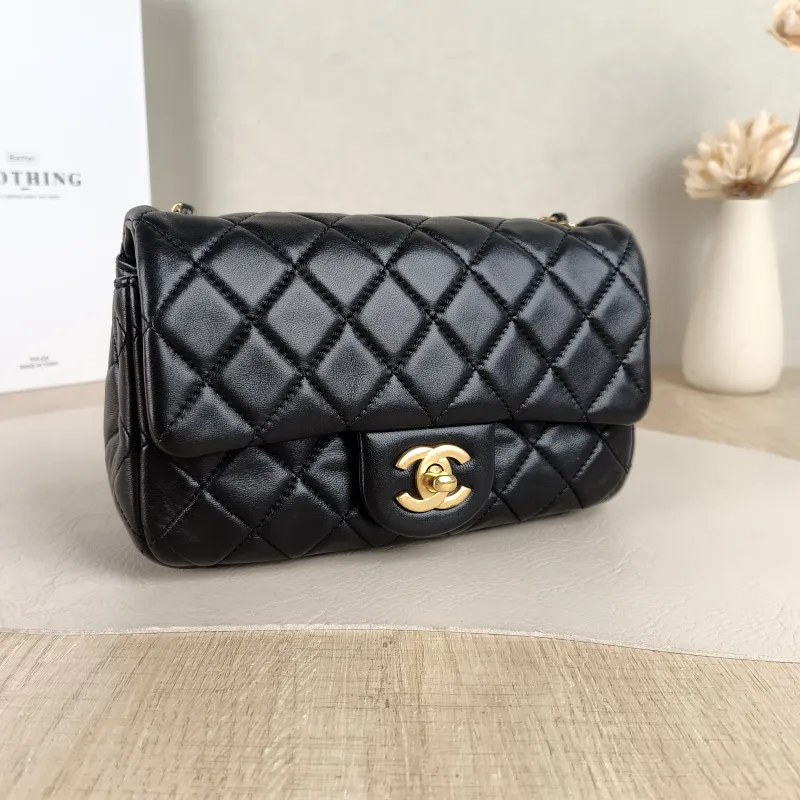 Chanel Crossbody Bag Classic Flap Large Mini CF Mini Black with Gold-Tone Hardware Lambskin mini20 × 6 × 12 cm — cover view 3 of 5