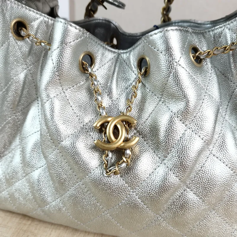 Chanel Shoulder Bag 25Bag Silver Grained Calfskin Small 26 × 14 × 30 cm — detail view 5 of 10