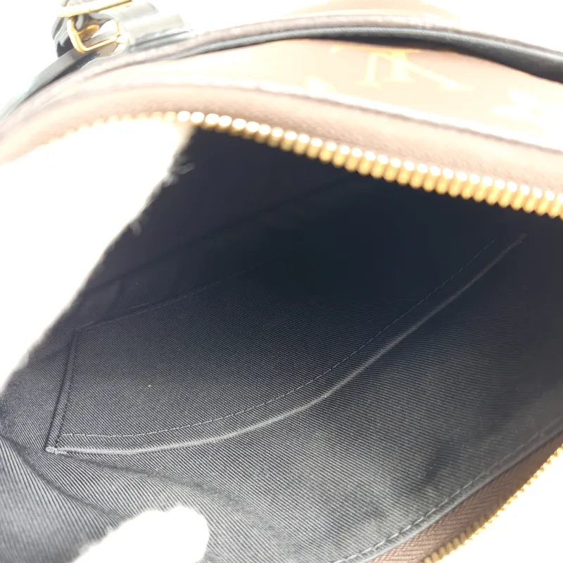 Louis Vuitton Crossbody Bag ODEON Monogram PVC Small 24 × 8 × 22 cm — detail view 5 of 14