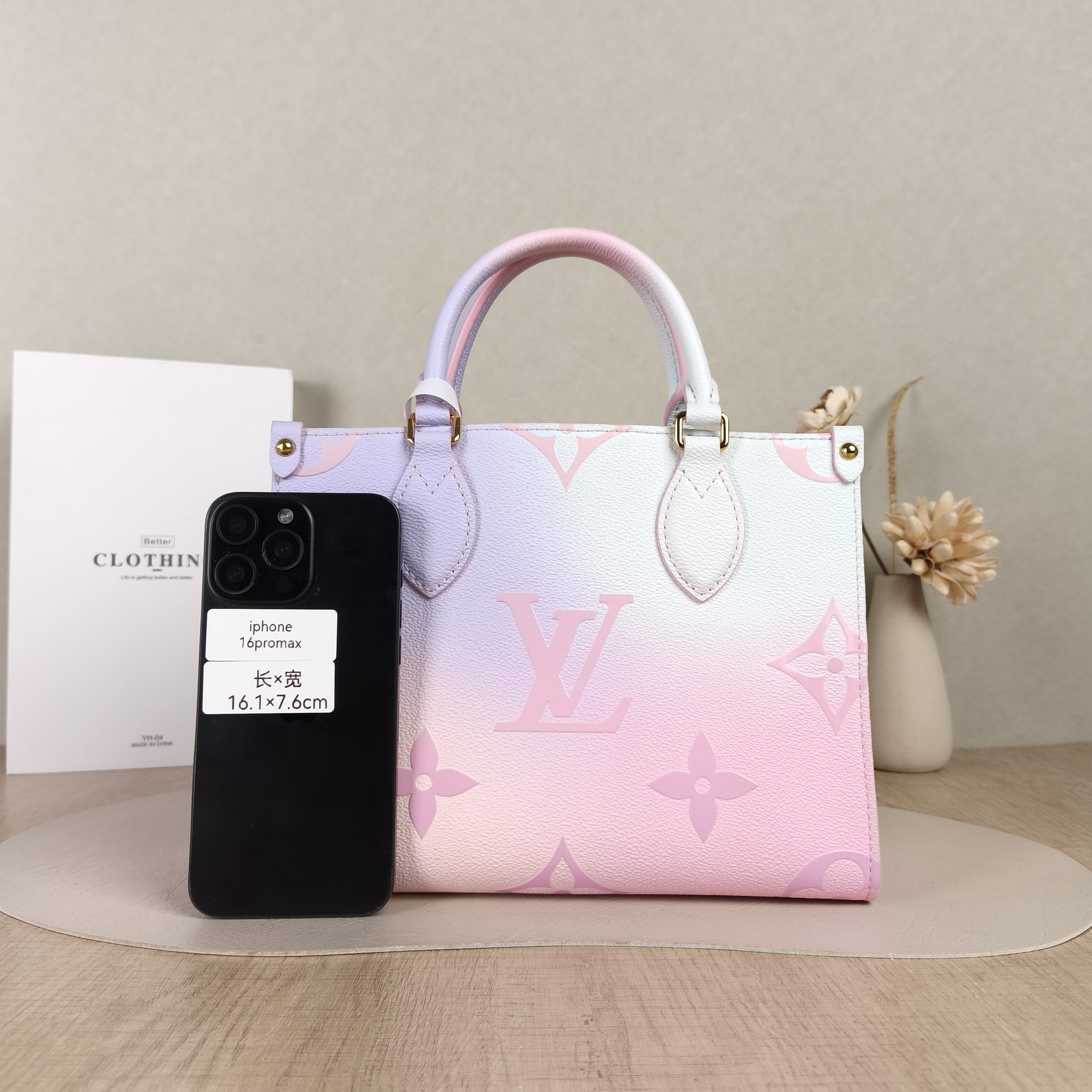 Louis Vuitton Shoulder Bag Onthego PVC Small25 × 11.5 × 19 cm — cover view 3 of 5