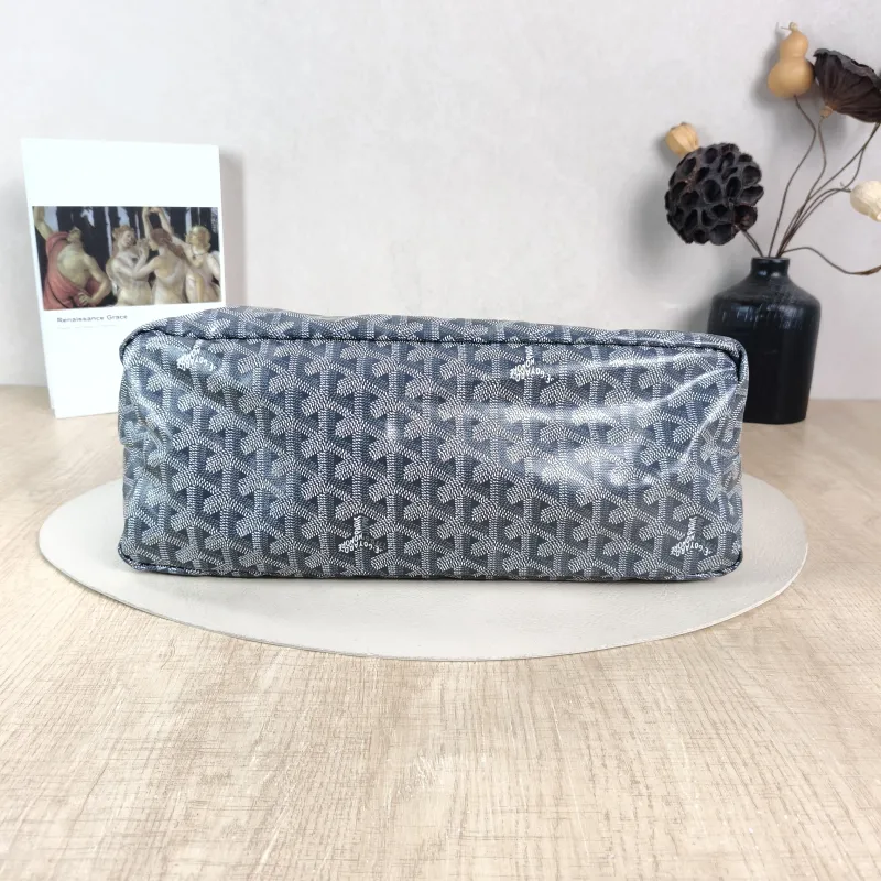 GOYARD Shoulder Bag Boheme Hobo​ Grey ine Canvas Small 43 × 14 × 27 cm — cover view 5 of 6