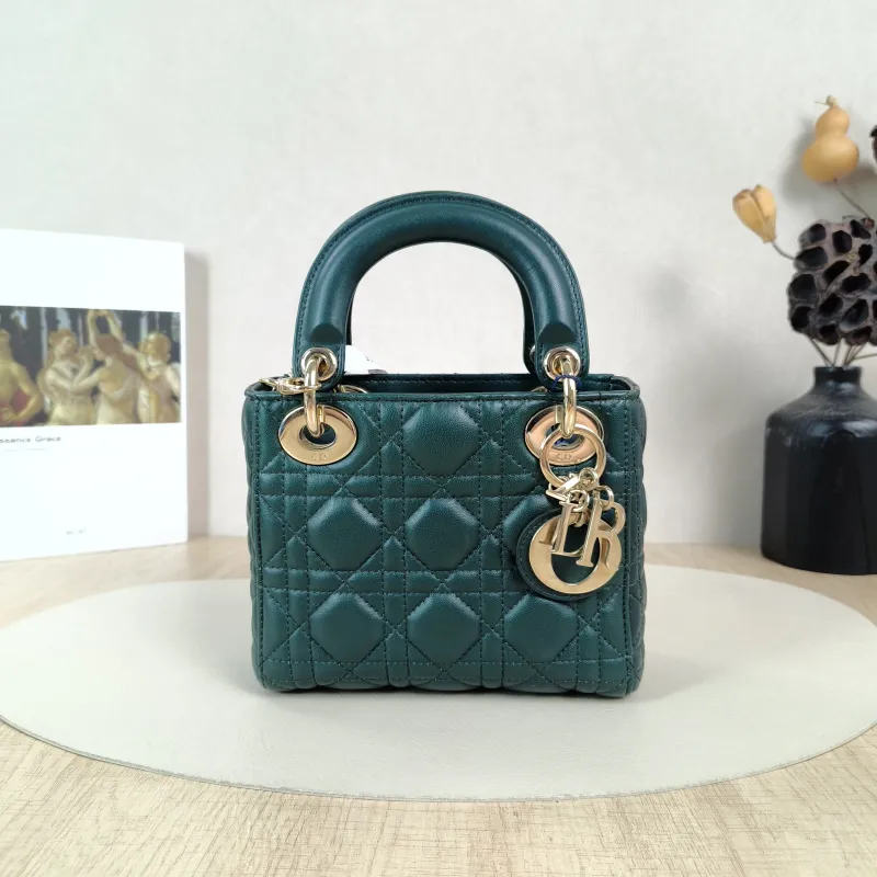 DIOR Crossbody Bag Lady Lady Dior Bag Green Lambskinmini17 × 7 × 15 cm