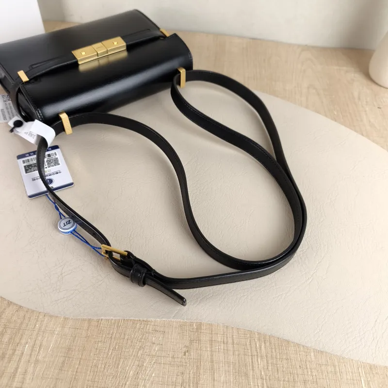 SAINT LAURENT Crossbody Bag MANHATTAN Black Calfskin Mini 19 × 14 × 4 cm — detail view 7 of 11