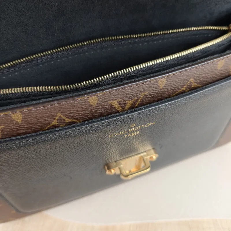 Louis Vuitton Crossbody Bag VICTOIRE Monogram PVC 27 × 10 × 17 cm — detail view 7 of 11