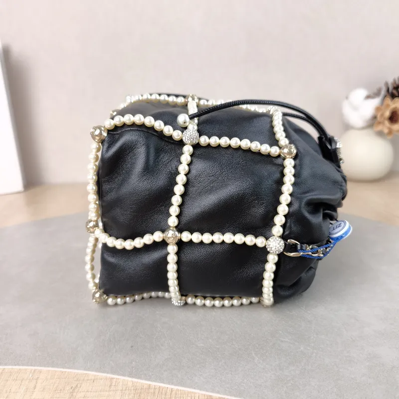 Chanel Shoulder Bag Pearl Bucket Bag Black Lambskin One Size 12 × 12 × 17.5 cm 30 — detail view 12 of 12