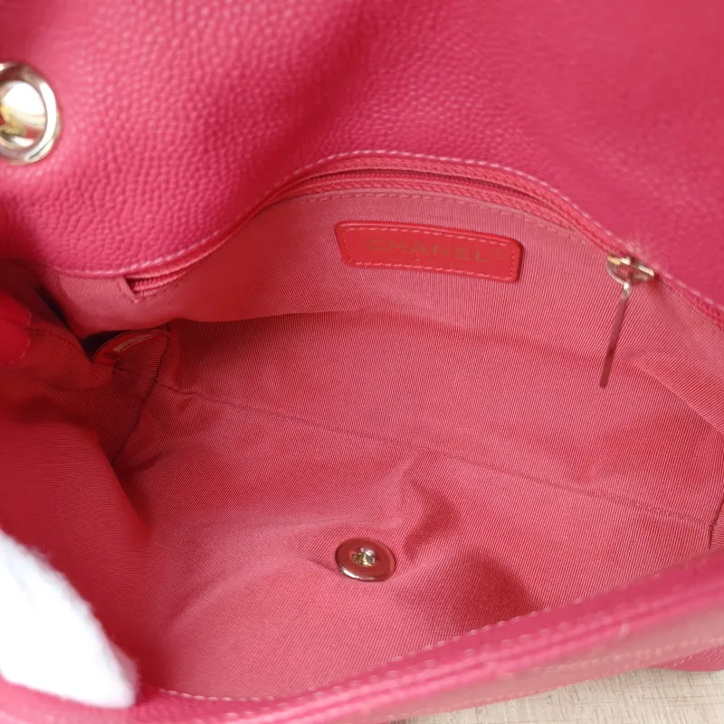 Chanel Crossbody Bag CF Crossbody Bag Red Grained Calfskin One Size 21 × 8 × 13 cm 29 — detail view 10 of 13