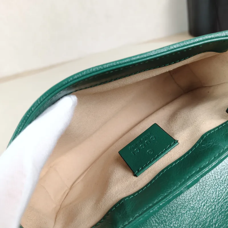 GUCCI Crossbody Bag GG Marmont Mini Marmont Mini Green Calfskinmini16.5 × 4.5 × 9.5 cm — detail view 7 of 13