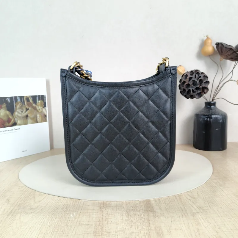 Chanel Crossbody Bag hobo Black Calfskin One Size 22 × 6 × 24 cm — cover view 6 of 6