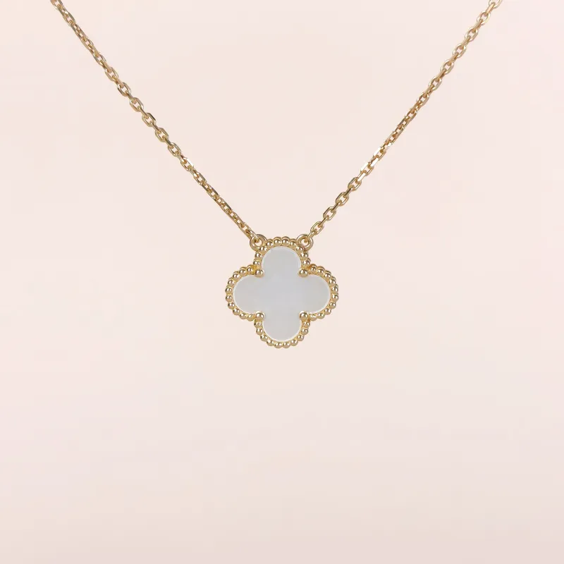 Van Cleef & Arpels Necklace Alhambra Alhambra Collection Necklace White Mother-of-Pearl Pearl · White Mother-of-Pearl 18KY ellow Gold Vintage Small…