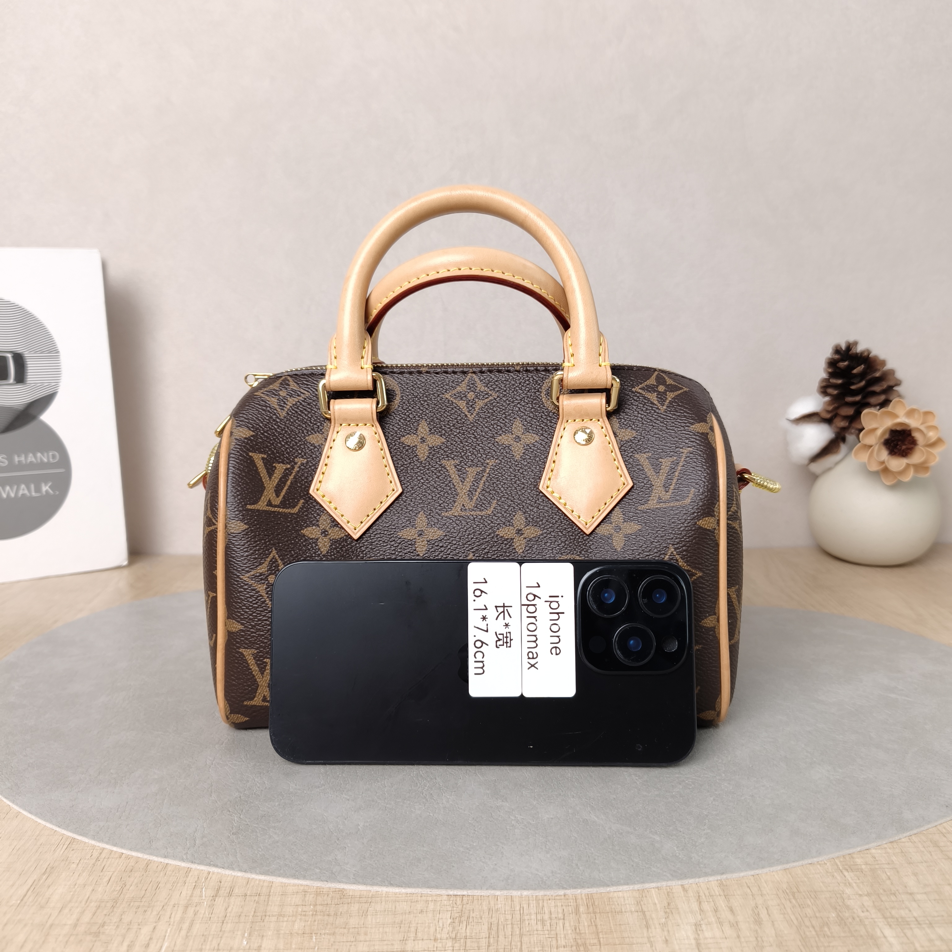Louis Vuitton Crossbody Bag Speedy20 Shoulder Strap PVC Small20.5 × 12 × 13.5 cm — cover view 4 of 6