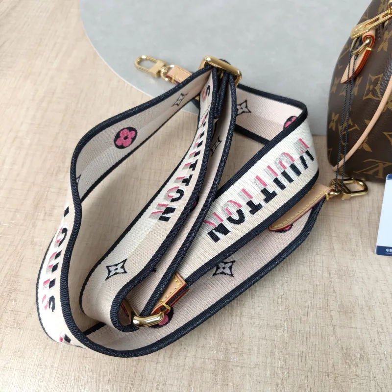 Louis Vuitton Crossbody Bag Speedy20 Shoulder Strap PVC Small20.5 × 12 × 13.5 cm — detail view 7 of 13
