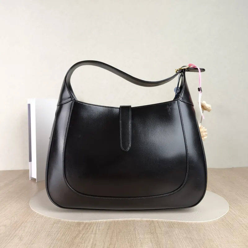 GUCCI Shoulder Bag Jackie 1961Collection Black Calfskin Large 36.5 × 4.5 × 24.5 cm — cover view 3 of 5