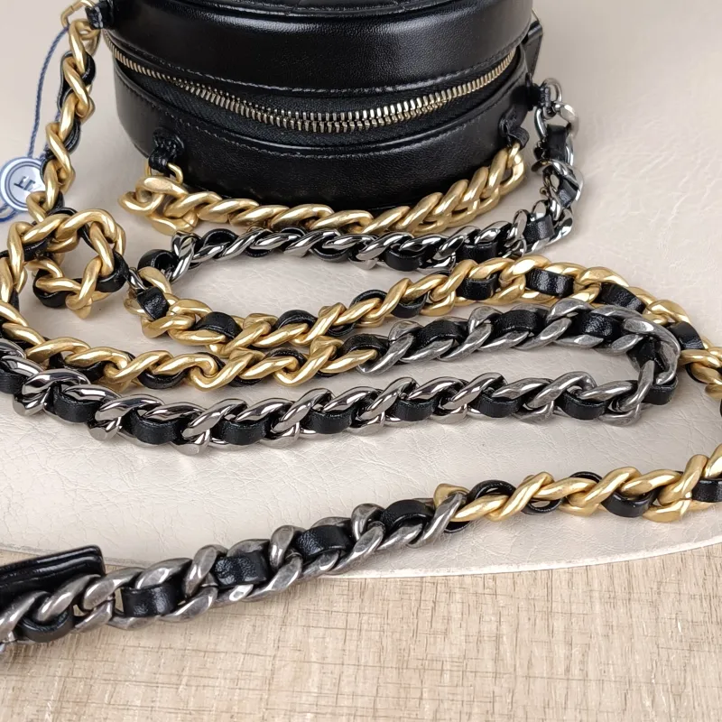 Chanel Crossbody Bag 19bag Black Lambskin Mini 12 × 4.5 × 12 cm — detail view 9 of 13
