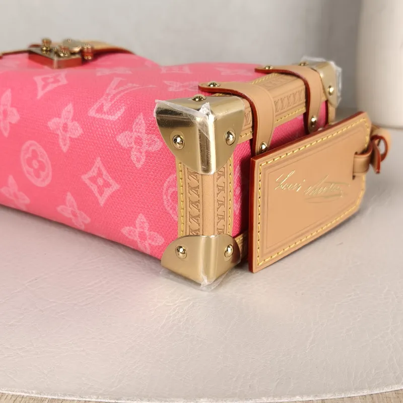 Louis Vuitton Crossbody Bag Side Trunk Box PVC Small19 × 7.5 × 12.5 cm — detail view 9 of 14