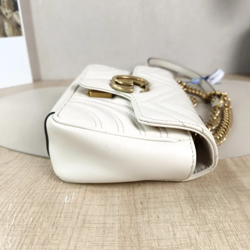 GUCCI Crossbody Bag GG Marmont Small Marmont 22White Calfskin Small22 × 6 × 13 cm — detail view 7 of 14