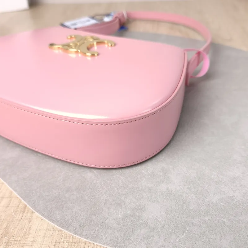 CELINE Shoulder Bag tilly Pink Calfskin Medium 22 × 4 × 13.5 cm — detail view 1 of 14