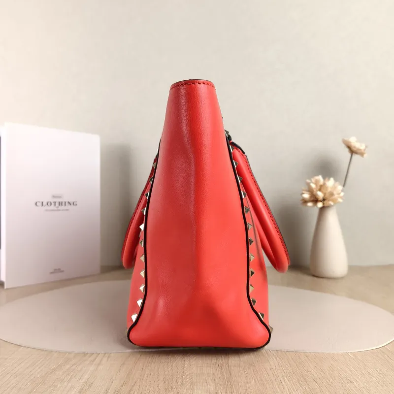 Valentino Top Handle Bag Tote Bag Red Calfskin One Size26 × 12 × 25 cm — detail view 4 of 11