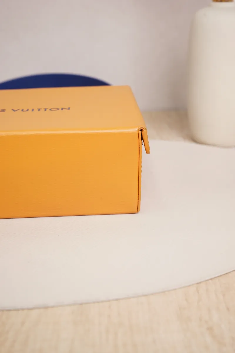 Louis Vuitton Shopper Clutch Yellow Blue Calfskin Microchip Edition · Shoulder Strap · 22.5 × 10.5 × 15 cm — cover view 7 of 7