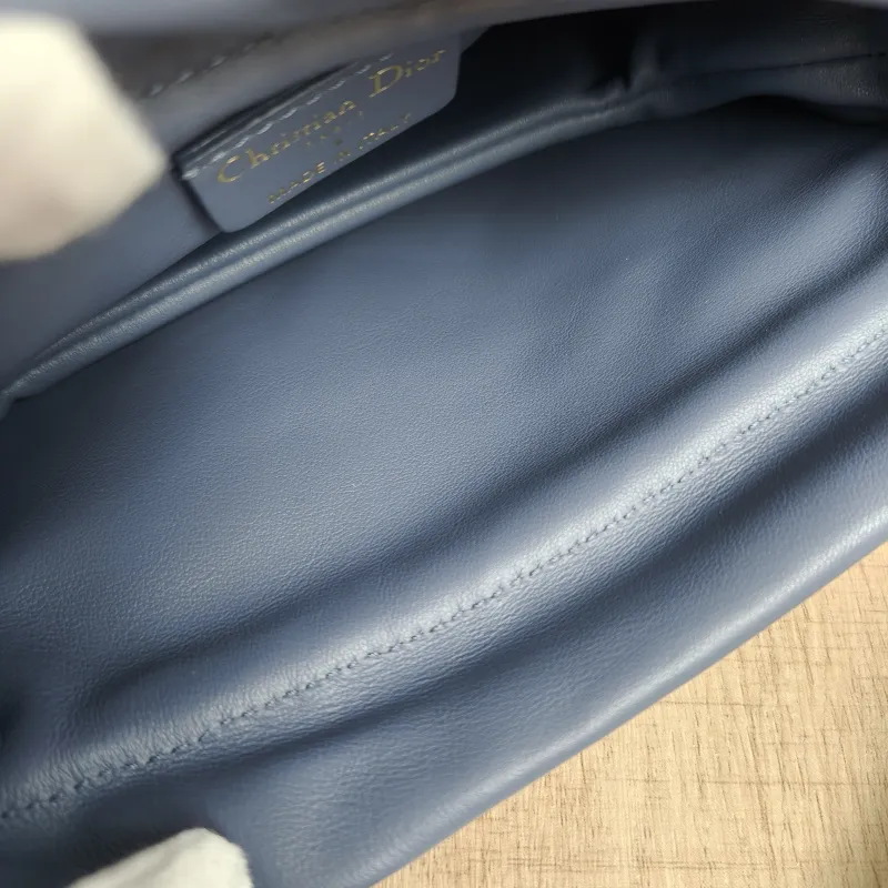 DIOR Shoulder Bag Shoulder Bag Blue Calfskin19 × 4 × 14 cm — detail view 2 of 12