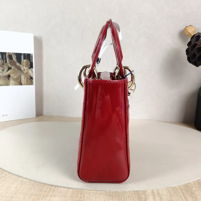 DIOR Crossbody Bag Lady Lady Dior Bag Red Patent Leathermini17 × 7 × 15 cm — detail view 5 of 13