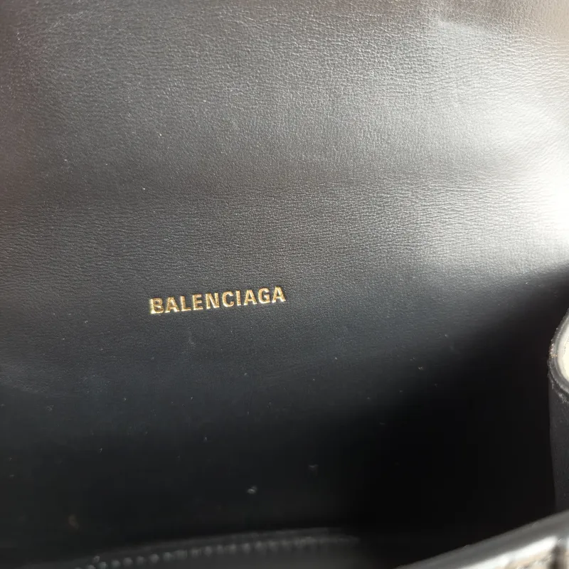 BALENCIAGA Crossbody Bag Hourglass Hourglass Bag Black CC alfskin Mini 19 × 8 × 13 cm — detail view 8 of 11