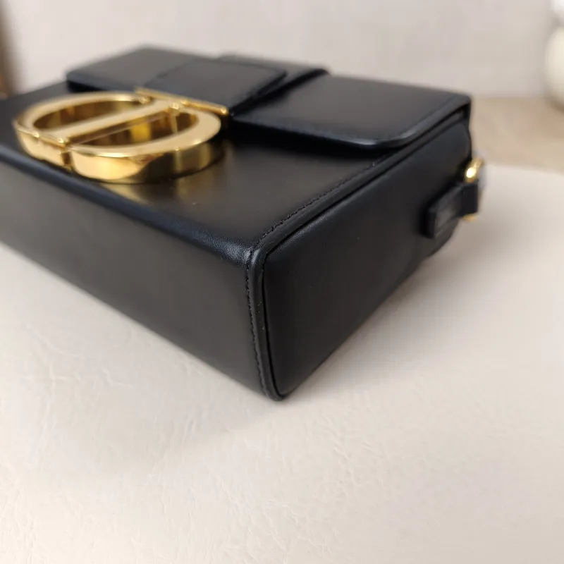 DIOR Crossbody Bag30Montaigne 30 Box Box Black Lambskinmini17.5 × 5 × 11.5 cm — cover view 7 of 13