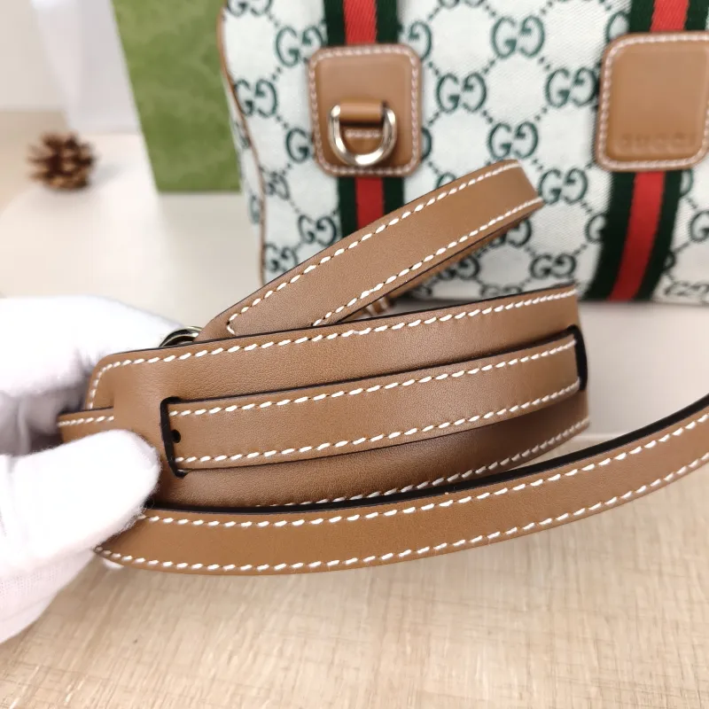 GUCCI Crossbody Bag GG Collection Green Canvas Mini 20 × 13 × 13 cm — detail view 9 of 11