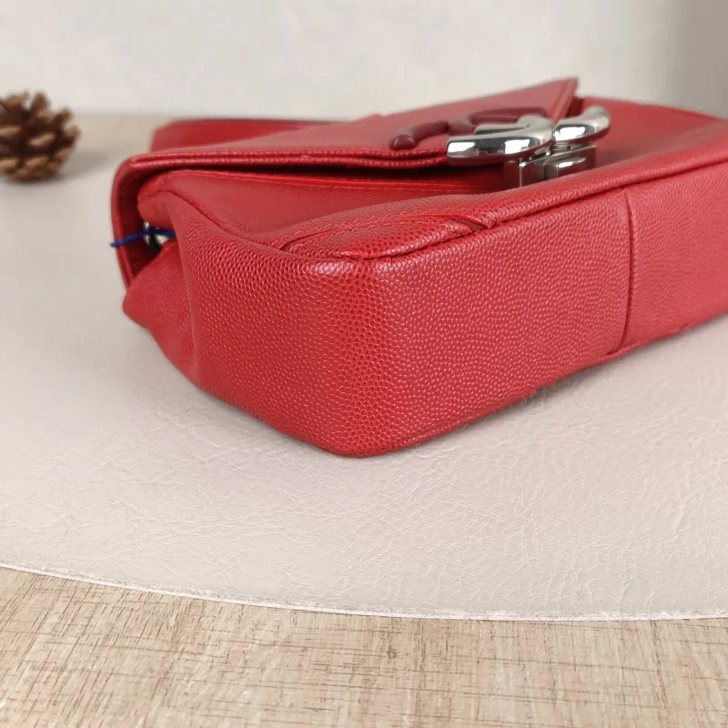 Chanel Crossbody Bagcf Collection Crossbody Bag Red Calfskinmini18 × 4 × 11.5 cm — detail view 5 of 13