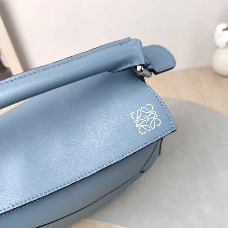 LOEWE Crossbody Bag Puzzle Blue CC alfskin Small 24 × 10.5 × 16.5 cm — detail view 14 of 16