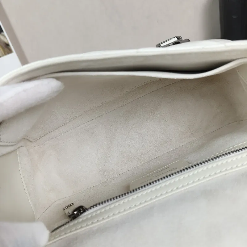 DIOR Crossbody Bag camp Messenger Bag White Calfskin Small 23 × 8 × 15 cm — detail view 1 of 14