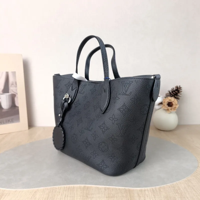 Louis Vuitton Crossbody Bag Blossom Top Handle Bag Black Calfskin Small 20 × 12.5 × 20 cm — cover view 4 of 6