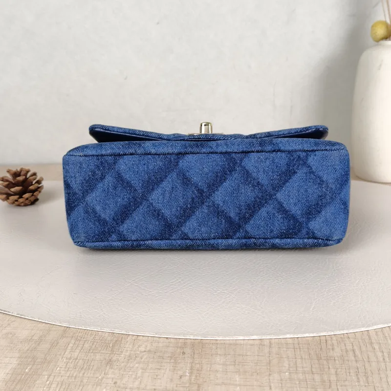 Chanel Crossbody Bag Classic Flap Large Mini CF Mini Blue mini20 × 6 × 12 cm — cover view 4 of 5