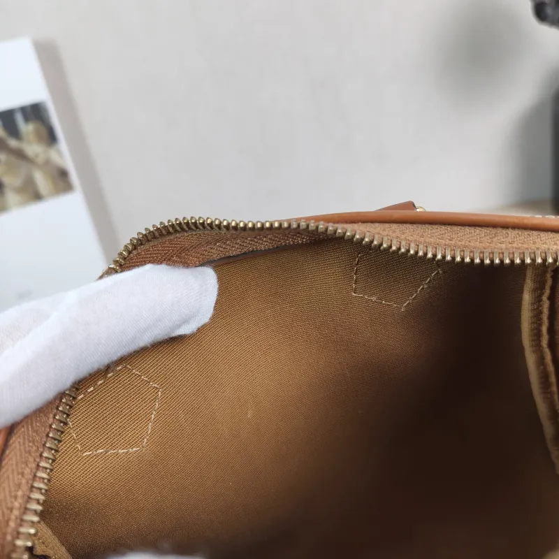 CELINE Crossbody Bag Monogram PVC Small20 × 10.5 × 15.5 cm — detail view 6 of 12
