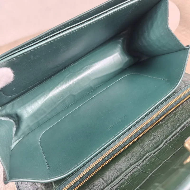 BALENCIAGA Shoulder Bag GOSSIP Green Calfskin Small 23.5 × 10.5 × 12.5 cm — detail view 12 of 12