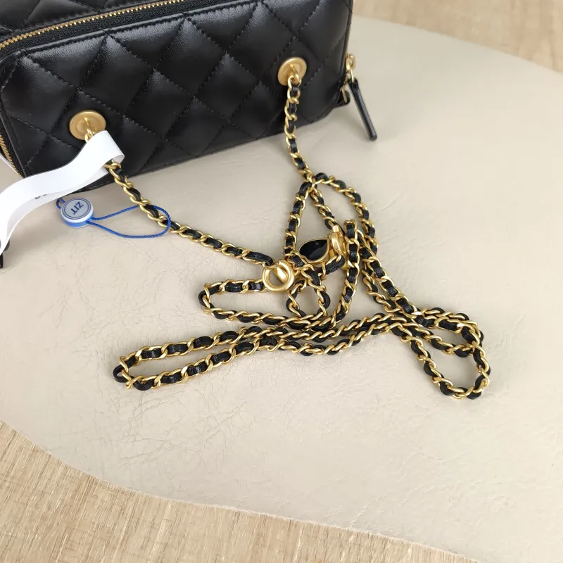 Chanel Crossbody Bag Edition Box Bag Cosmetic Bag Black Lambskin 16 × 8 × 9.5 cm — detail view 11 of 12