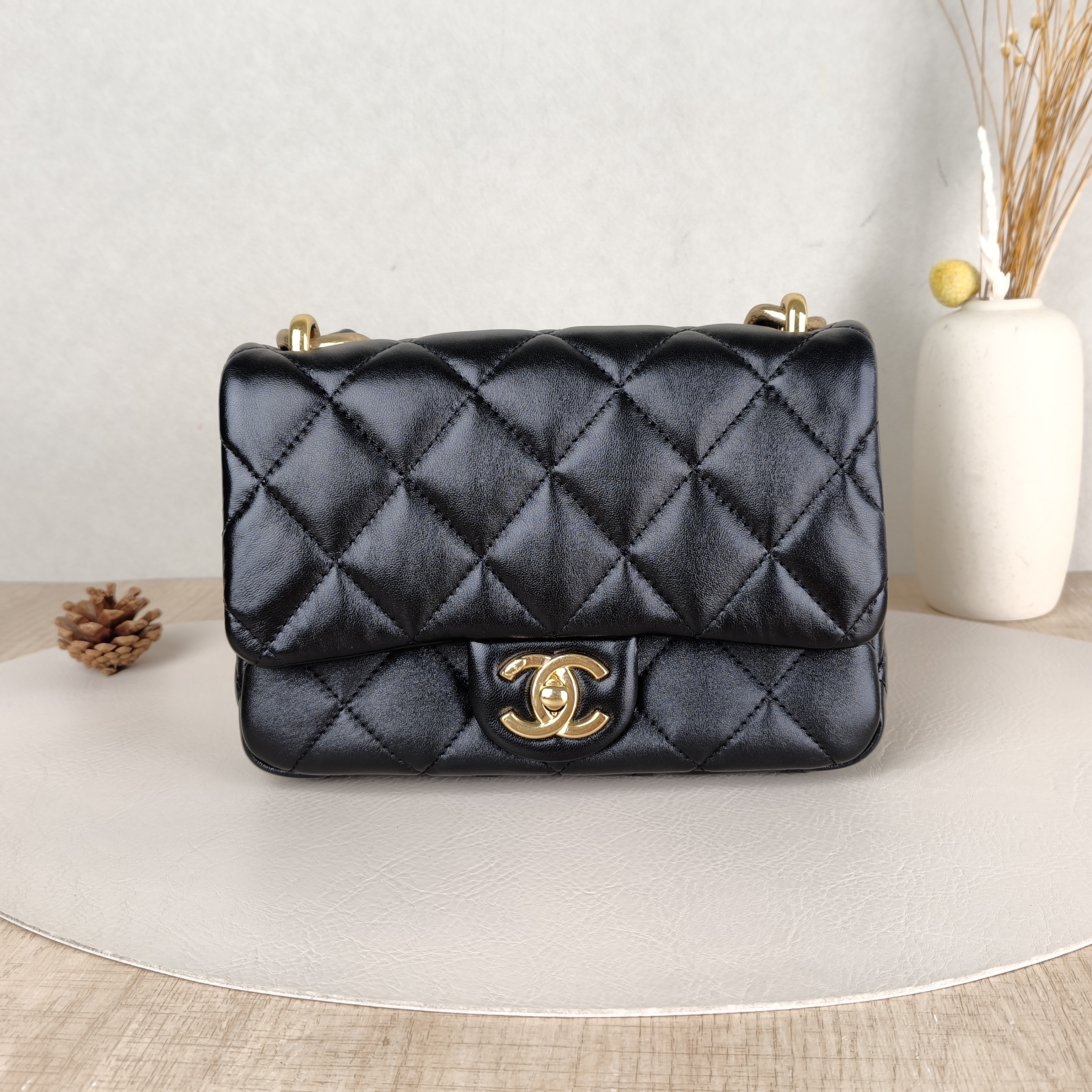 Chanel Shoulder Bag Shoulder Bag Black Lambskin One Size21 × 5 × 14 cm
