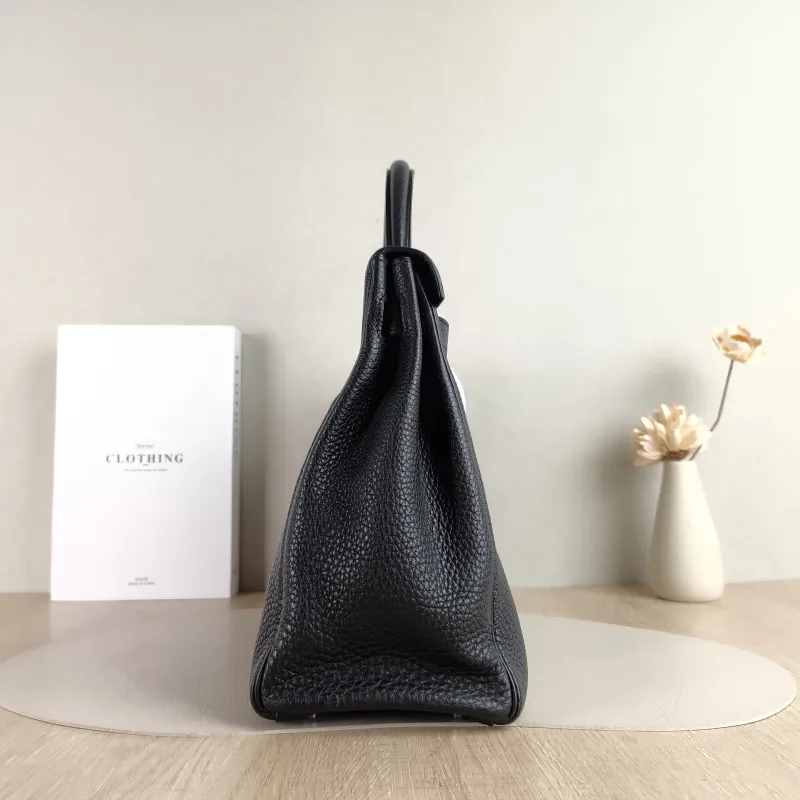 Hermès Crossbody Bag kelly 35 Black Togo Calfskin One Size 35 × 12 × 24 cm M Conditioned — detail view 7 of 12
