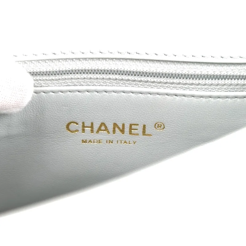 Chanel Crossbody Bag Woven Blue Lambskin One Size 20 × 5 × 13 cm — detail view 8 of 14