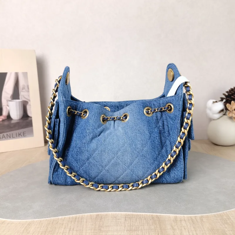 Chanel Crossbody Bag 25Bag Blue Mini 22 × 12.5 × 20 cm — cover view 2 of 5