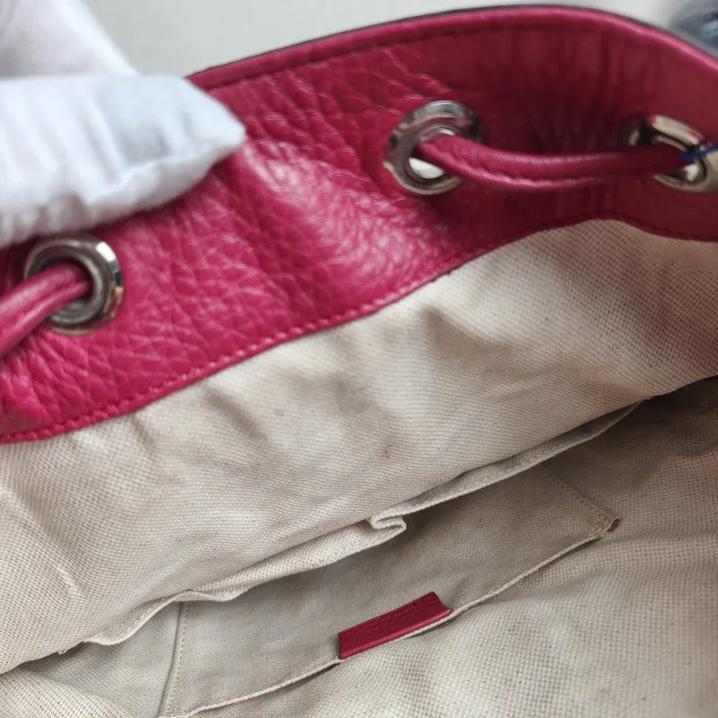 GUCCI Backpack Backpack Red Calfskin 24 × 9.5 × 25 cm — detail view 4 of 14