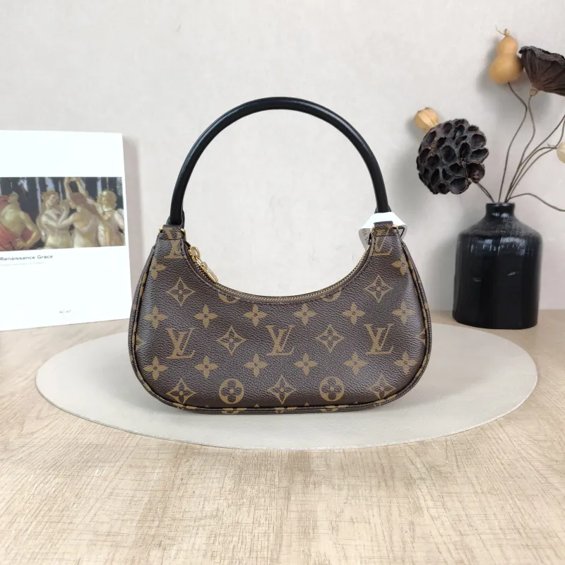 Louis Vuitton Shoulder Bag Catchy Monogram PVC Small 24 × 6 × 10 cm