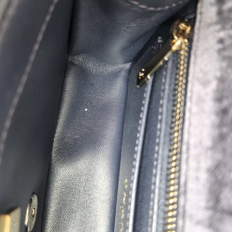 Chanel Crossbody Bag Classic Flap Large Mini CF Mini Blue Velvet mini 20 × 6 × 12 cm — detail view 8 of 13
